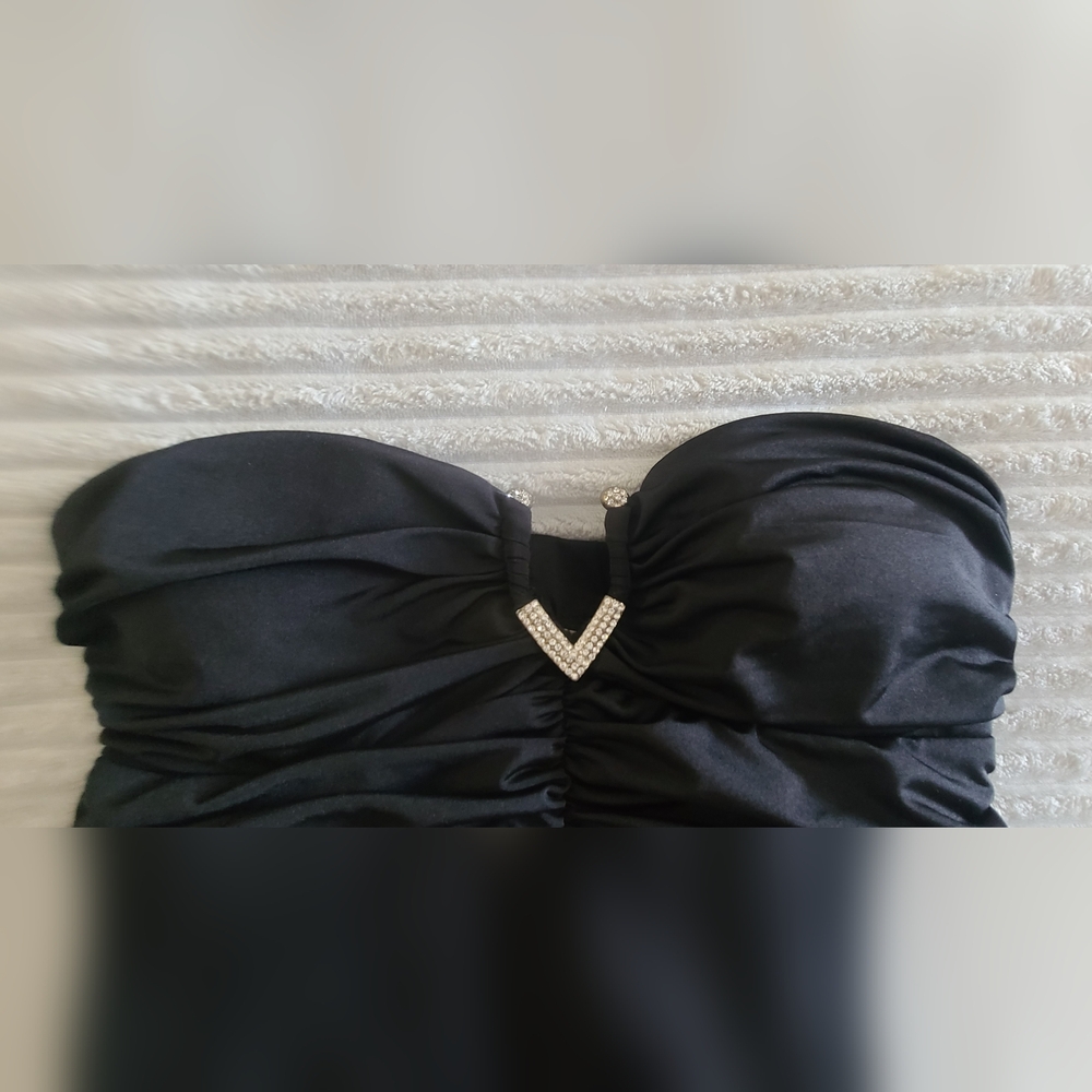 Black Ruched Dress - Picture 2 of 3